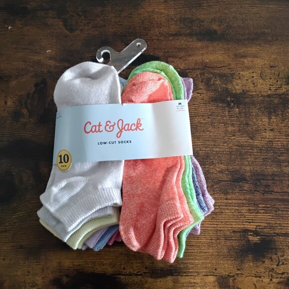 9 pairs socks - Picture 1 of 2